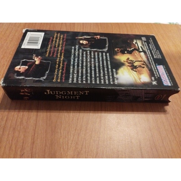 Judgment Night (VHS, 1996) Emilio Estevez, Cuba Gooding, Jr. - Picture 6 of 7